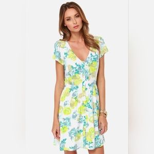 Jack by BB Dakota Cobie Green and Blue Floral Print